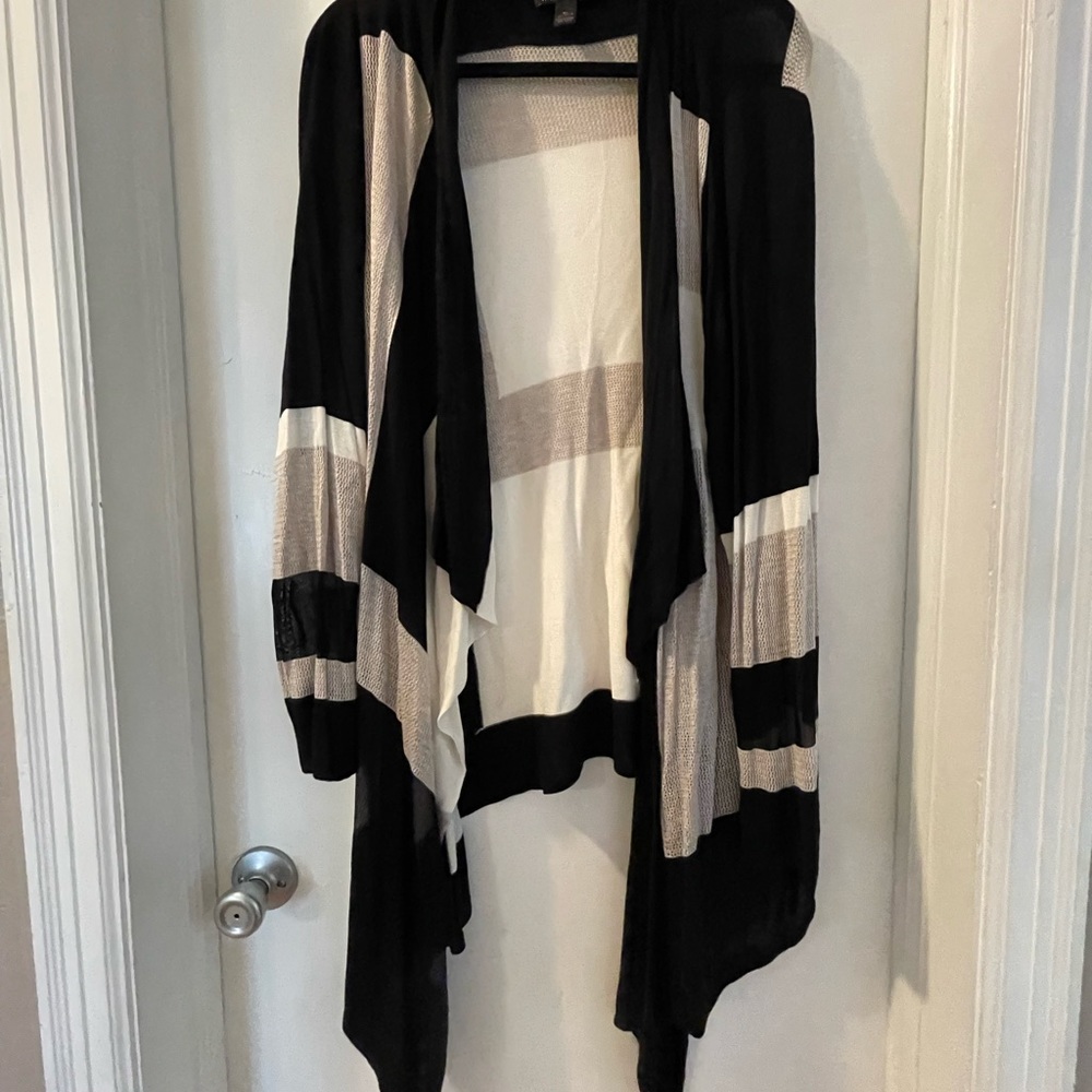 Lightweight Geometric Cardigan